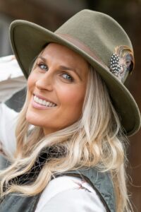 Hat (4) - White Diamond